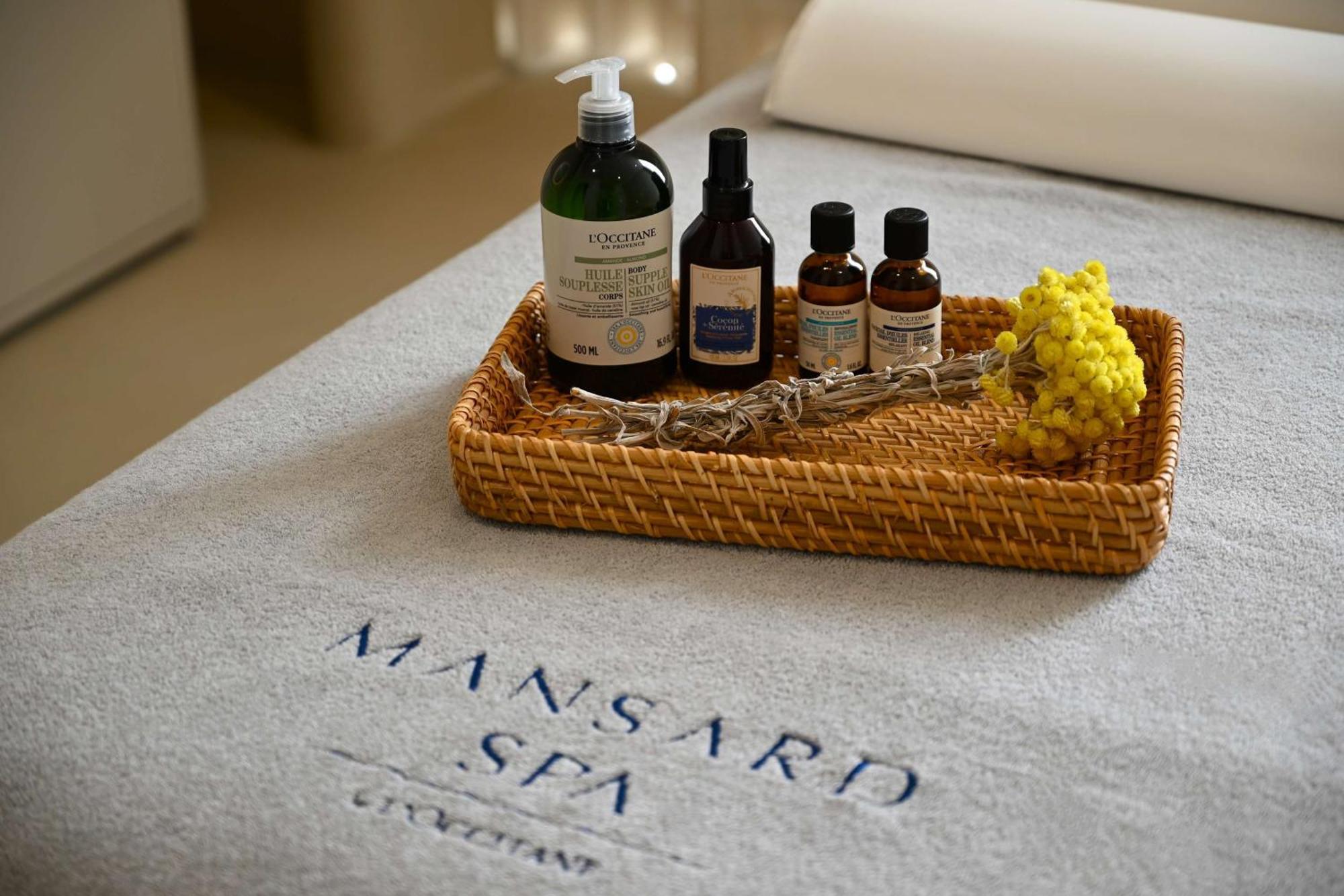 Mansard Riyadh, A Radisson Collection Hotel Dış mekan fotoğraf Spa products