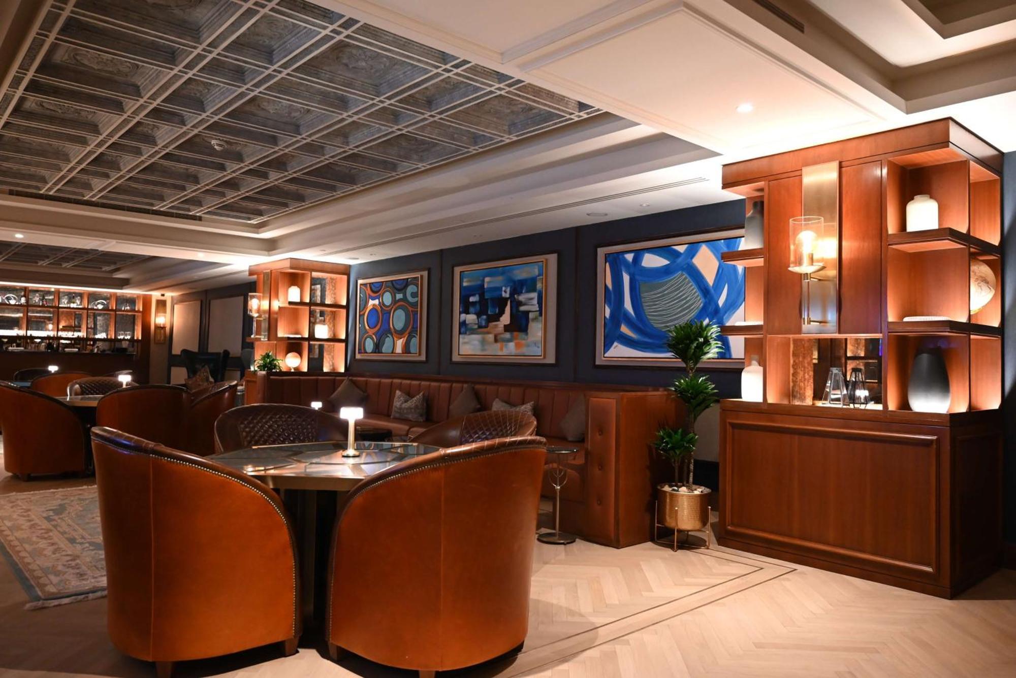 Mansard Riyadh, A Radisson Collection Hotel Dış mekan fotoğraf The interior of the lounge