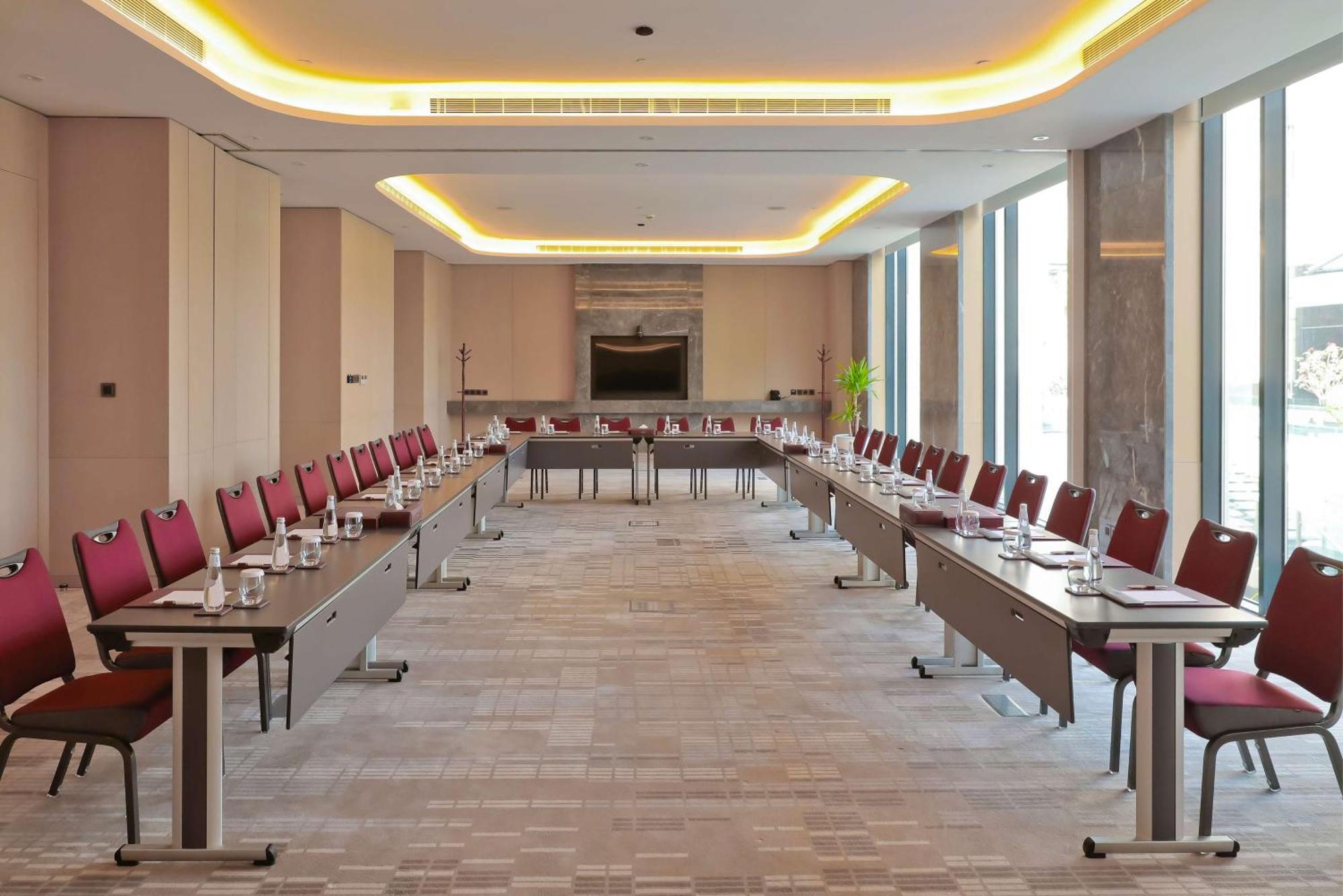 Mansard Riyadh, A Radisson Collection Hotel Dış mekan fotoğraf Meeting room