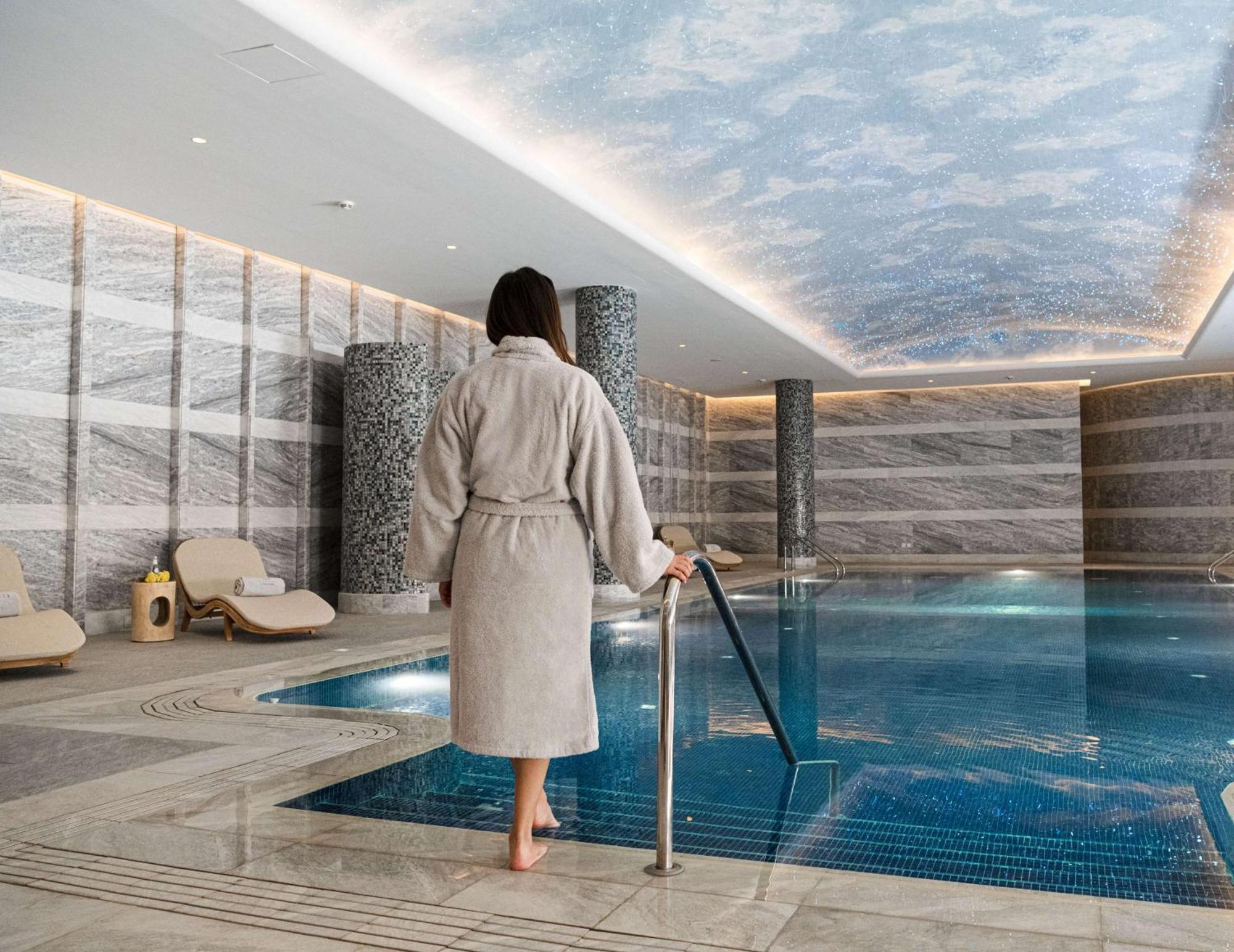 Mansard Riyadh, A Radisson Collection Hotel Dış mekan fotoğraf The Spa at The Dorchester